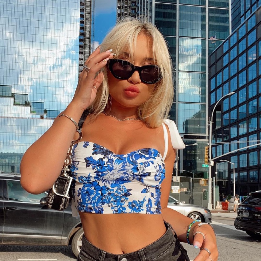 Meet your Posher, Paige